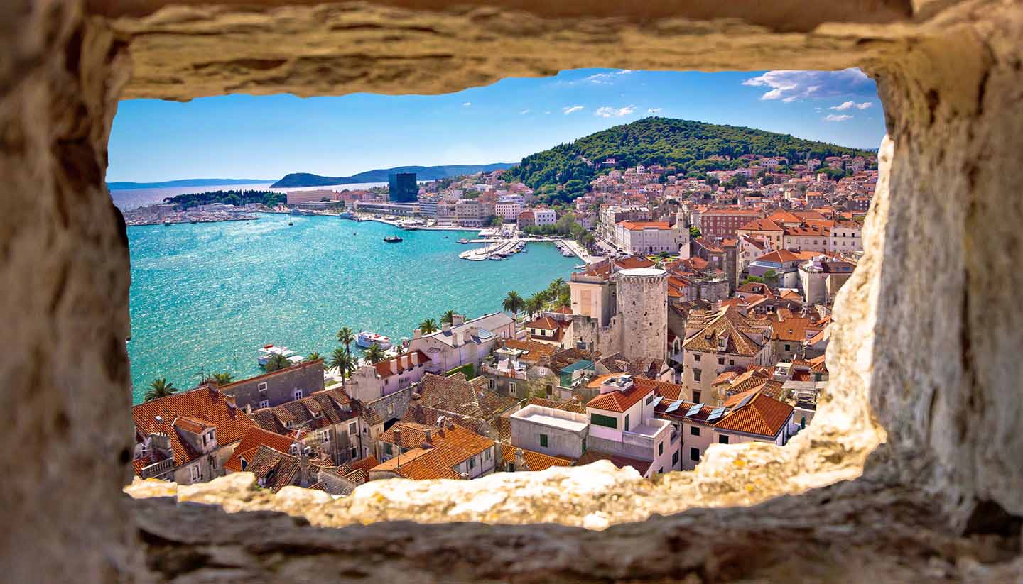 Think-Croatia-Split-540115264-xbrchx-copy