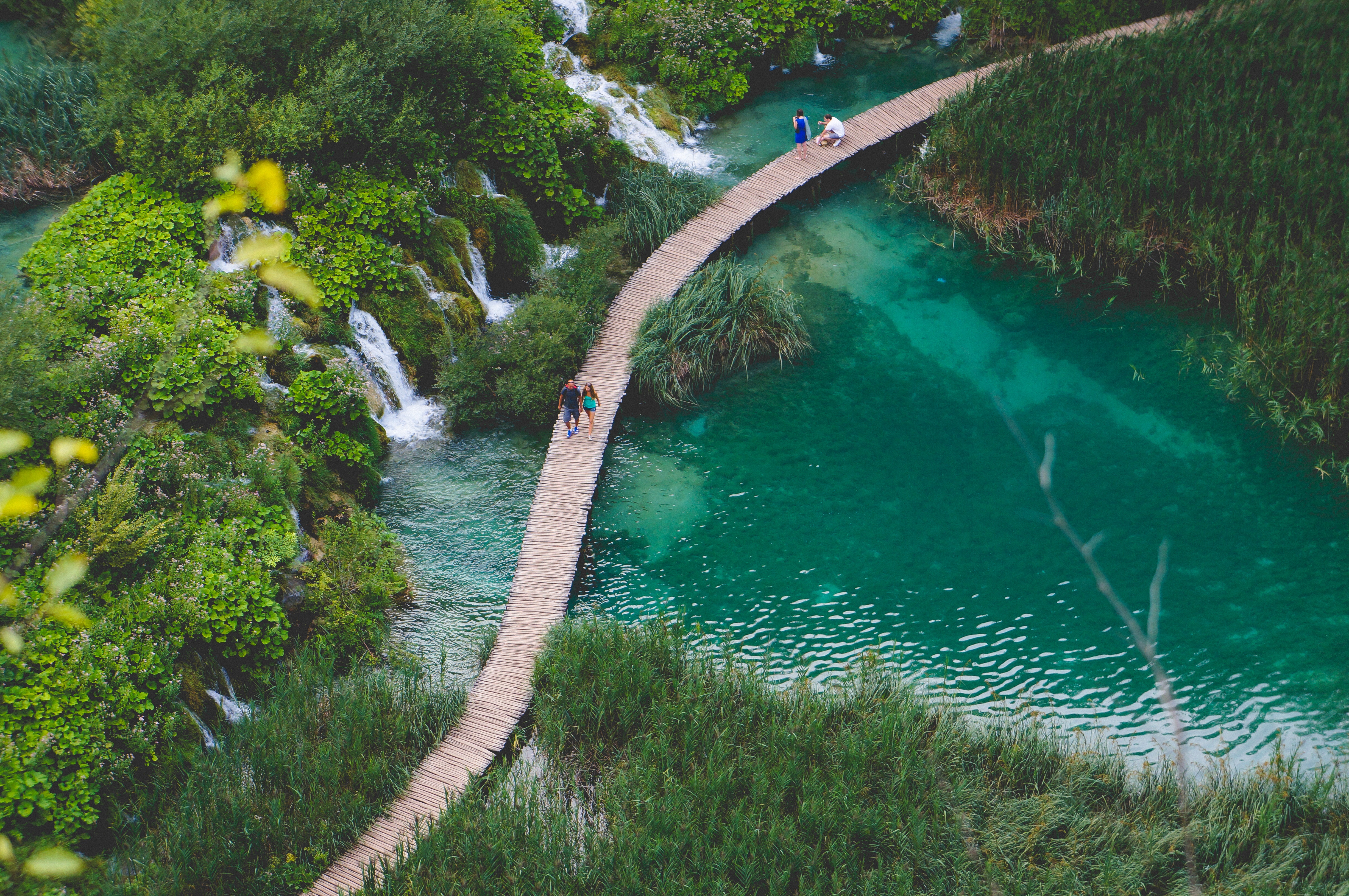 dominik-lange-41378-unsplash---Plitvice