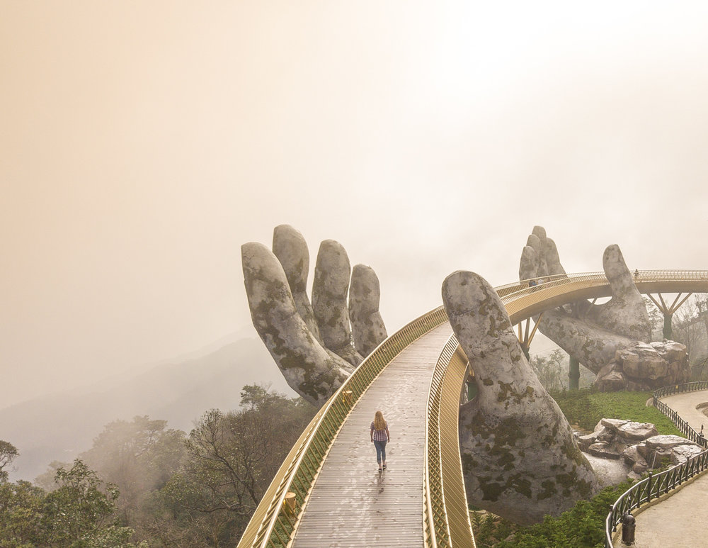 Golden Bridge, Da Nang