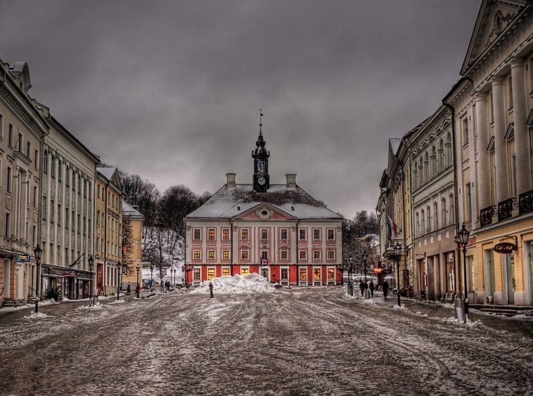 A Traveler's Perfect Guide to Estonia