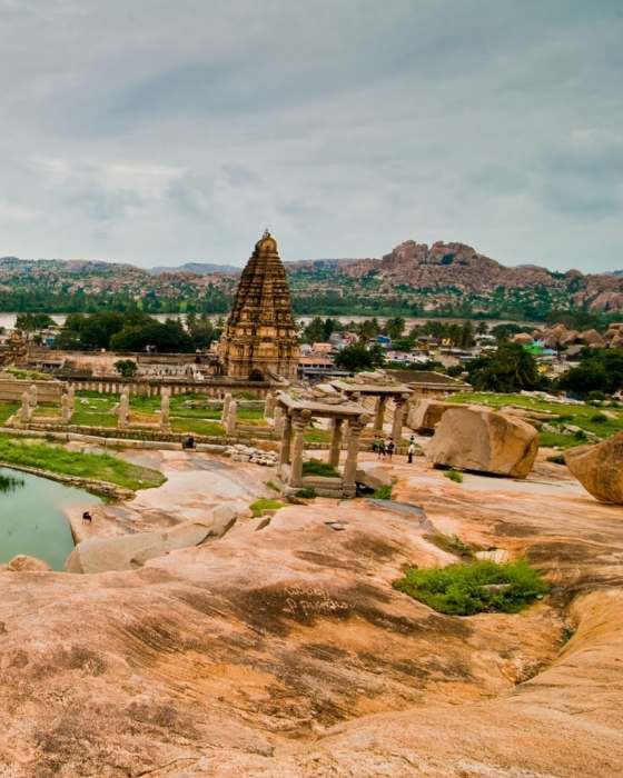 Temple ruins among the boulders of Hampi