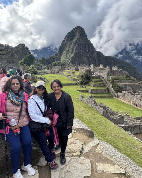 WOW Club travellers at Machu Picchu, Peru
